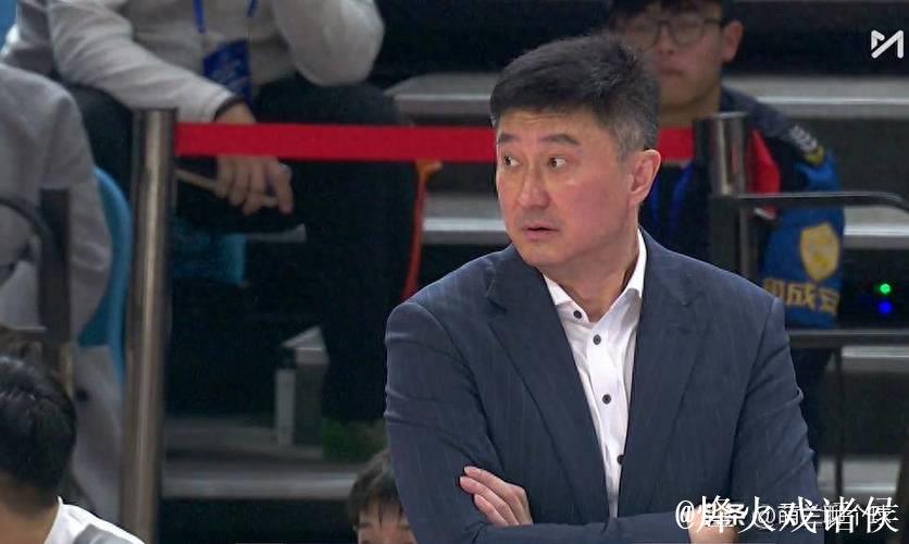 央视直播!CBA焦点对决来袭,徐杰火线复出,杜锋要给丁伟上一课 央视直播!CBA焦点对决来袭,徐杰火线复出,杜锋要给丁伟上一课