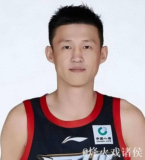 又一位少帅！周鹏出任深圳男篮主教练兼球员