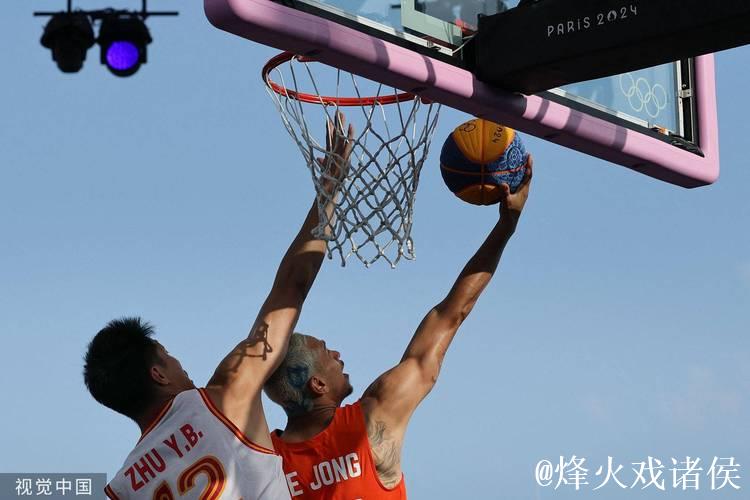 三人男篮-中国男篮16-21荷兰 张宁7分4篮板 三人男篮-中国男篮16-21荷兰 张宁7分4篮板